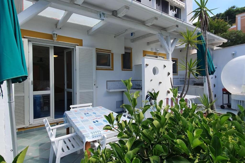 Marbnb Centro Porto Palma * Ponza